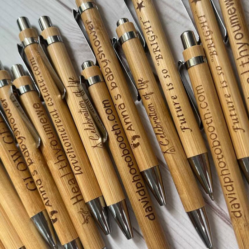 Wedding Supply Rentals - Gepersonaliseerde balpennen Bamboe pennen Gegraveerde balpen